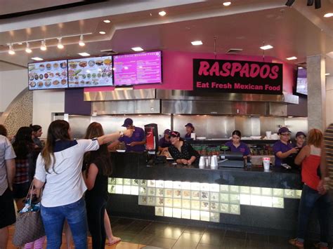 tucson mall restaurants.